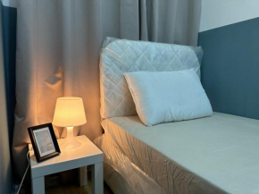 Spacious Mini Partition Room Near Emirates Mall